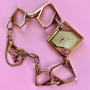 NIXON — The Maven bracelet watch